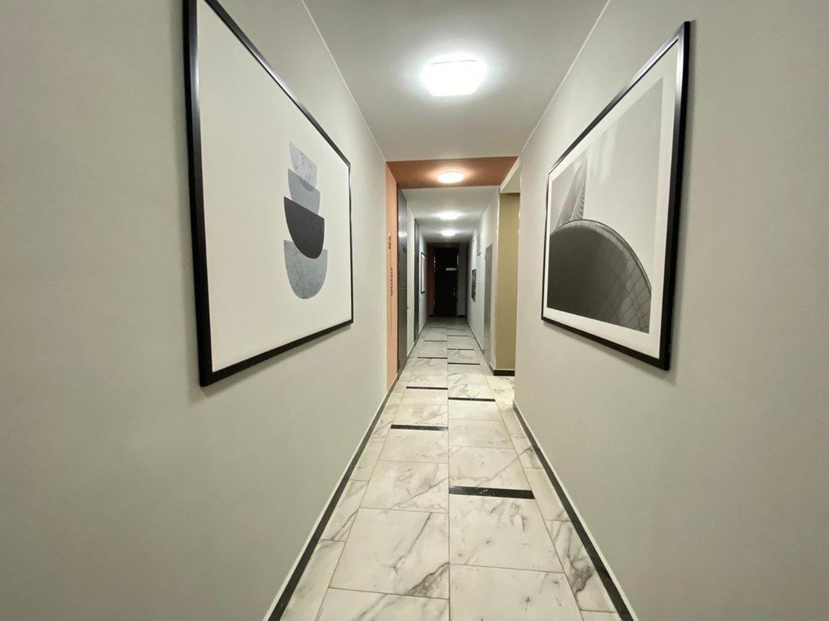 Whitehome In Panorama Park Astana Exterior photo